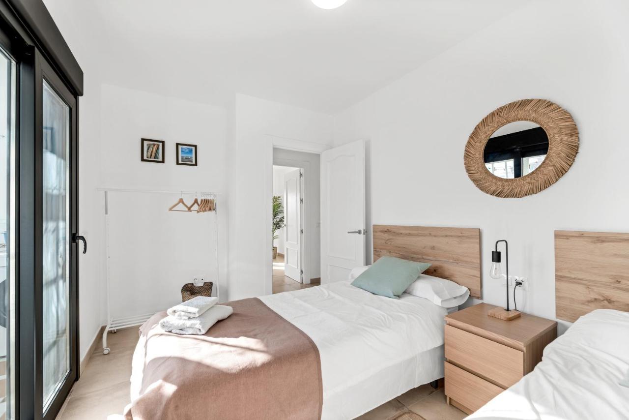 Casa Del Puerto, Encanto Junto Al Mar Estepona Luaran gambar